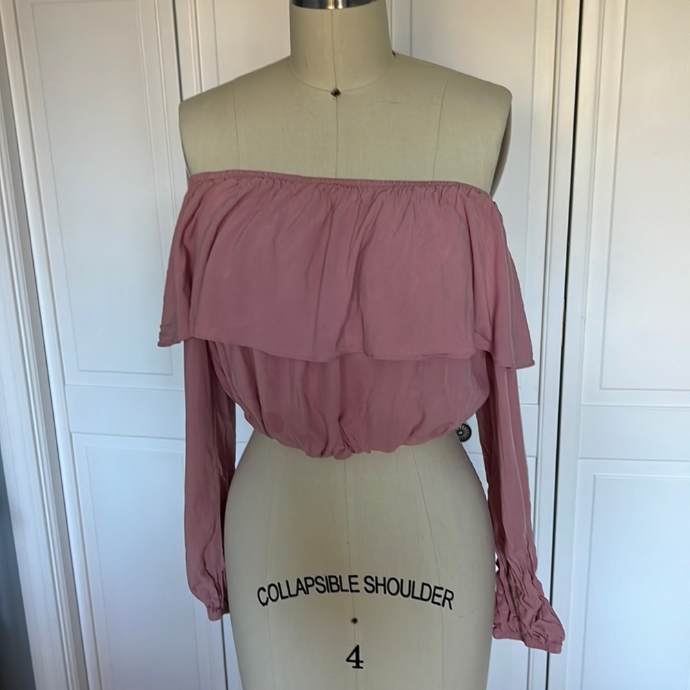 Glamorous Off the Shoulder Pink crop top